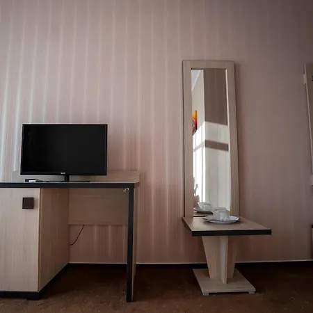 Cristal Hotel 3*