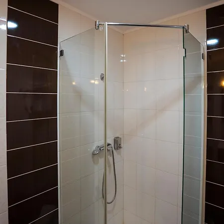 Cristal Szálloda 3*