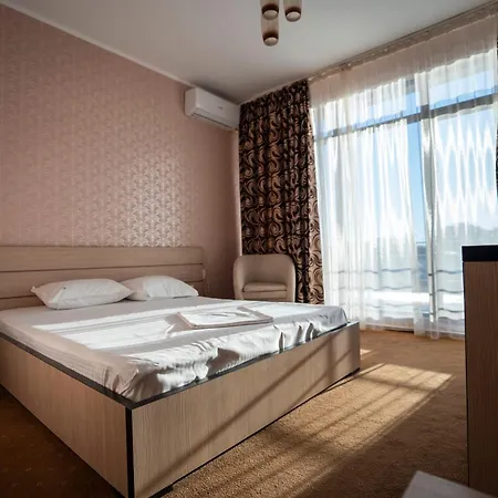 Cristal Hotel